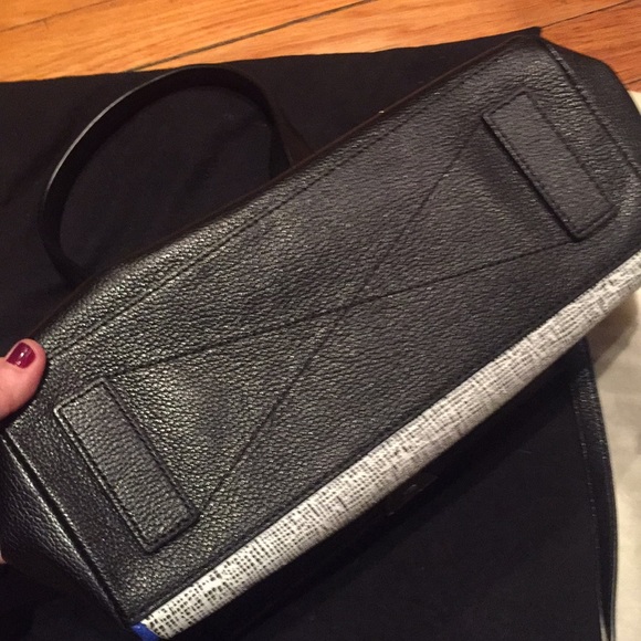 MILLY Wythe Mixed Media Crossbody Bag 😍 - Picture 4 of 5